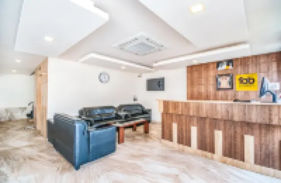 FabHotel Prime Royal Castle - Nr Coimbatore North Railway Station