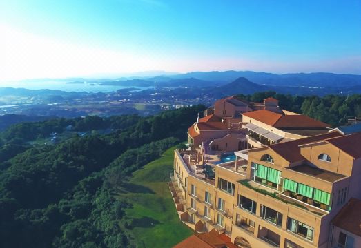 유미하리-노-오카 호텔 오션뷰 객실