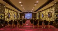 Cratos Premium Hotel Casino & Spa - Разрешено размещения с домашними животными
