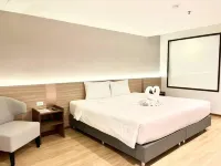Le Srivaree Suvarnabhumi Airport Hotel
