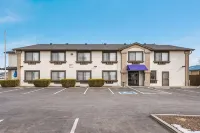 Econo Lodge Inn & Suites Williams - Grand Canyon Area Hotels in Williams