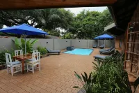 Rhino Coast Guesthouse - Beach