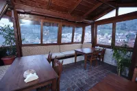 Kirkinca Hotel - sarapan