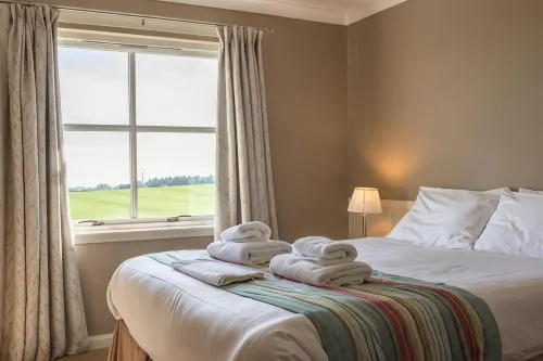 Purdy Lodge - Pet friendly
