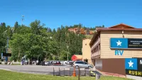 Magnuson Grand Rushmore View Hotels in Keystone