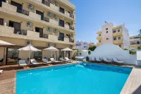 Atlantis Hotel - piscina