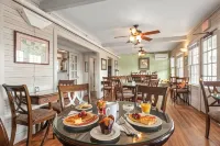 First Colony Inn