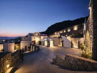 Arcs Suites & Residences - Private Pools