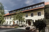 Angermühle Landgasthof Hotels in Chieming