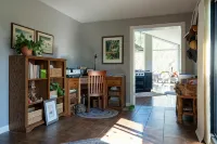 Glenn Meadow Bed and Breakfast Hotels in Ganges Township