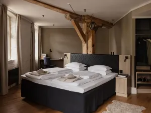 Hotel Brosundet