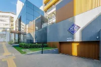 薩爾瓦多距離海灘800公尺的帶泳池公寓樓 - EDF Rio Vermelho market附近的飯店