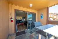 Oceanfront condo with PRIVATE deck. Pet friendly. Just a short walk to town.