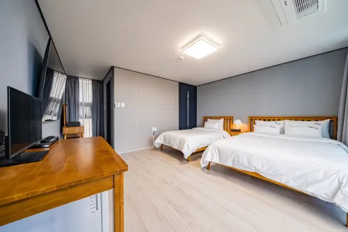 Namhae the Signature Pool Villa Hotels in Namhae