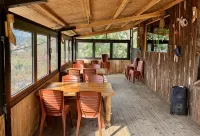 Anne House Bac Ha Hotels in Ta Chai