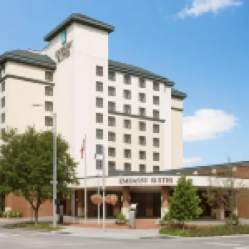 Embassy Suites by Hilton Lincoln Hotels in 