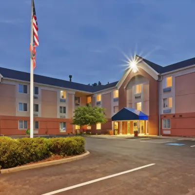 Candlewood Suites EAST SYRACUSE - CARRIER CIRCLE by IHG Hotels near Syracuse Hancock International Airport