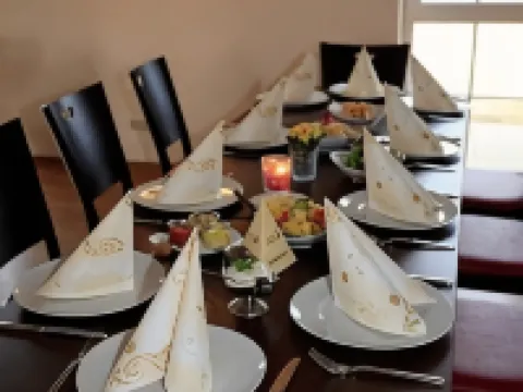 Möllhagen: Landhotel - Restaurant - Swin- und FußballGolf Hotels in Schülp bei Nortorf