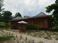 Heliconia Grove Hotels near Oasis Hotel Restaurant & Spa