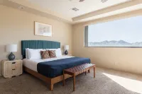 Sunbeam by AvantStay Elegant Private Desert Home w Infinity Pool Spa View Hotels in Cave Creek