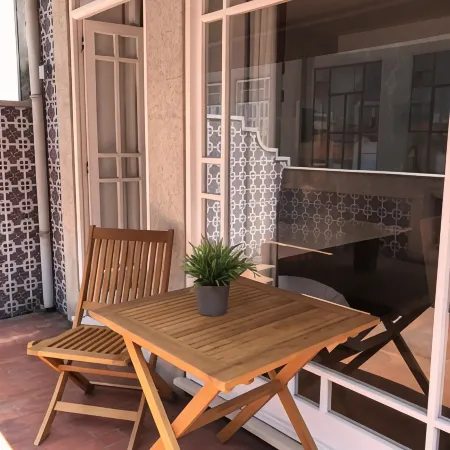 Be Oporto Apartments Clerigos Отели рядом с достопримечательностью «Авенида-дос-Альядос»