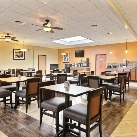 Quality Inn Thief River Falls