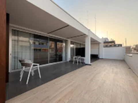 MARI Luxury Rooms and Suites