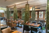 Hollywood Hotel - breakfast