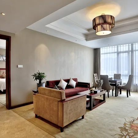Oriental Hotel (Kaihua Linhu Road)
