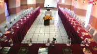 Royal Villas Resort - 4-Star