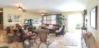 Affordable & Beautiful Dream Condo with a private pool near  Seven Seas Beach - Beach