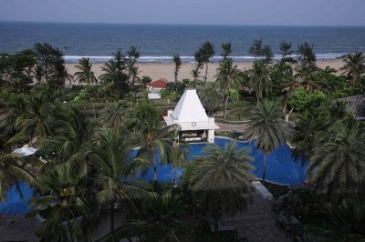 Outdoor Swimming Pool Taj Fisherman's Cove Resort & Spa, Chennai Photo