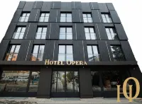 Hotel Opera