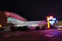 Pink Champagne Motel