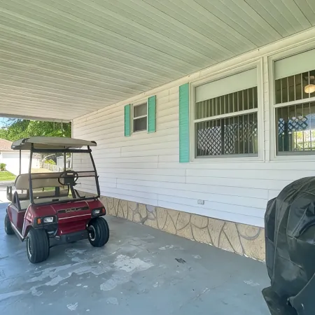 2 BR, 2 B Home.w/ Golf Cart  Located in The Villages.1 Mile from Spanish Springs