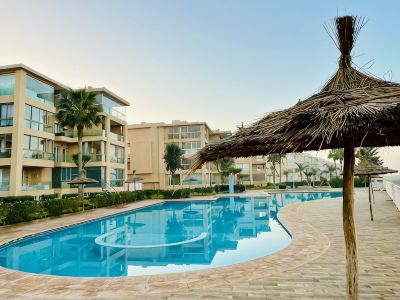Bouznika Escape: Vue Océan, Bassin Privé, Plage, Surf, Piscine, Randonnée & Vélo