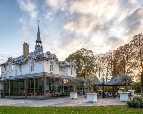 Boutique Hotel WesterVilla 威斯特公園附近的飯店