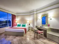 Cholchan Pattaya Beach Resort Hotels near Mum Aroi Naklua