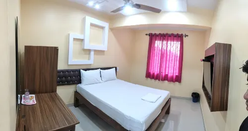 Hotel Shrinivas Residency