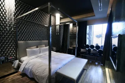 THE YORKER De'luxe Motel Hotels in Luzhu District