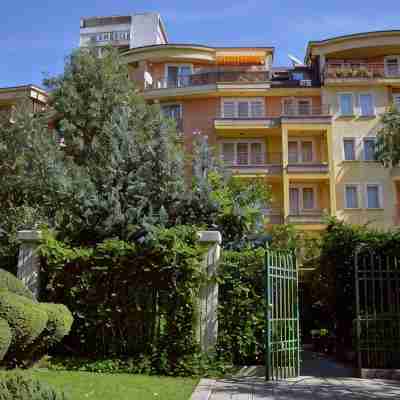 Aparthouse Borovo Near Bulgaria Mall, Free Street Parking Hotel Exterior
