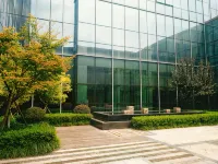 Haiyue Huan Tu Four Seasons Qingteng Hotel (Ningbo Hangzhou Bay New Zone)