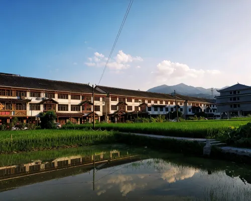 Xinhua Zixuan Fishing Village Restaurant Homestay Hotels in Xinhua