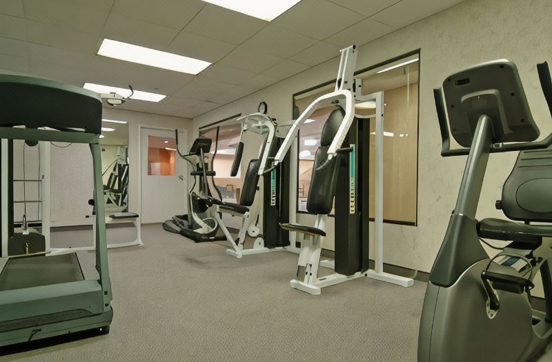 Best Western Plus Midwest Inn photo 5