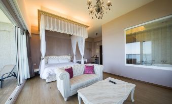 Whitecaps Hostel