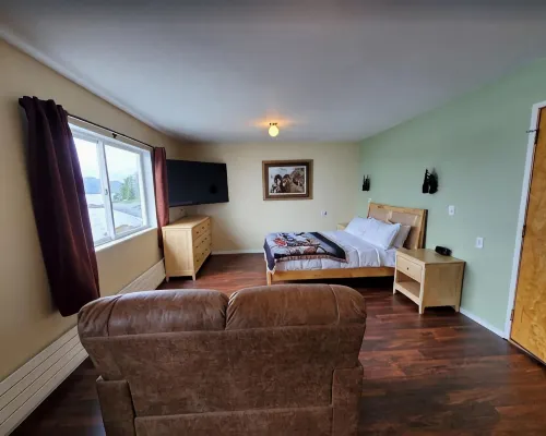 {Forget-Me-Not Inn} Alaskan Waterfront Vacation Rental (Deer Suite) Hotels in Sitka