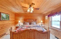 Secluded 3400 Sq Ft Log Cabin Retreat with Modern Comforts & Screne Nature views - Homestays