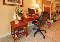 Quality Inn & Suites Tulare