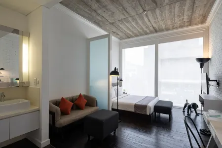 Morrissey Hotel Residences