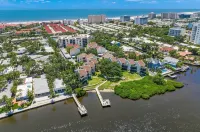 Siesta Key Beach Condo • 2BR, 3 bed, 2 1/2 bathroom, Duplex Condo • Heated Pool - 3-stjärniga